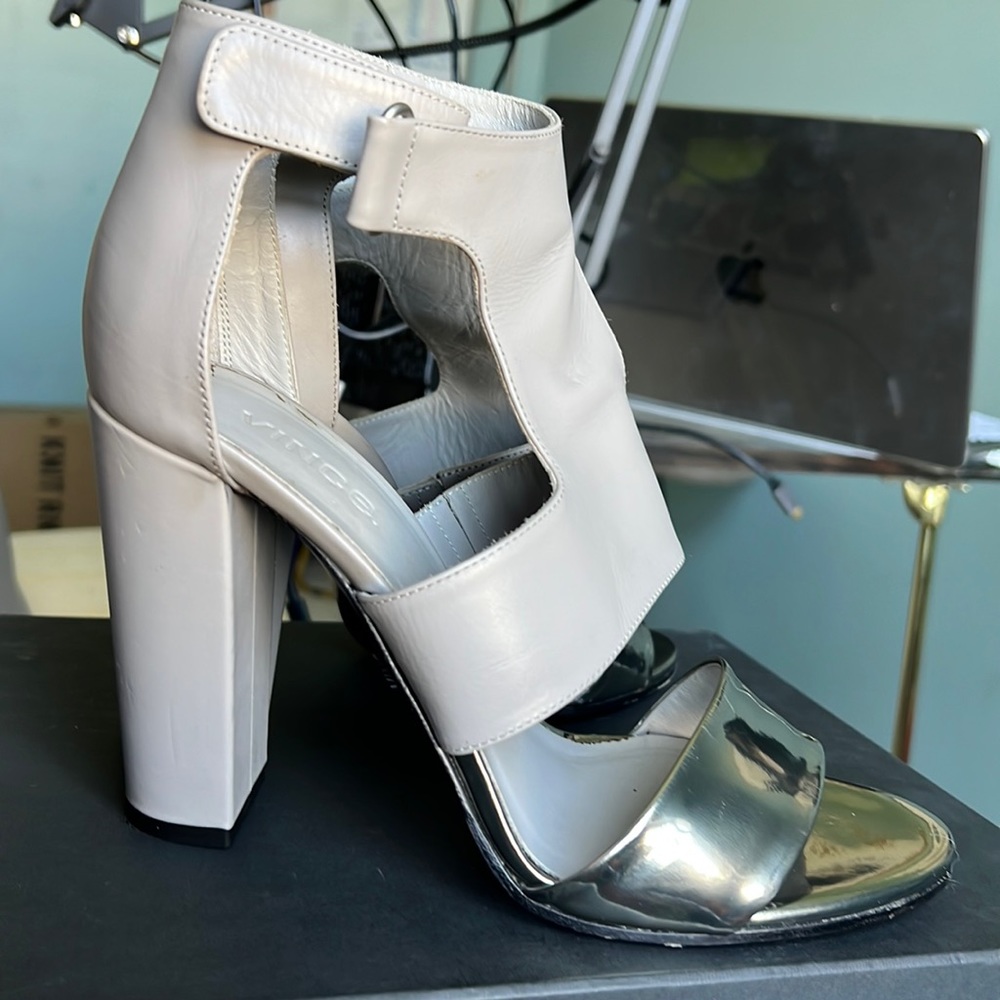 Vince Aretha Pewter color